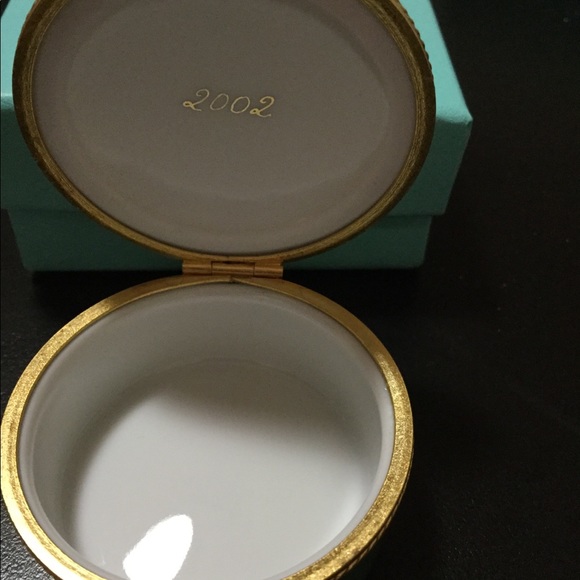 Tiffany & Co. Vintage 2002 Gold and Green Box - Picture 3 of 9